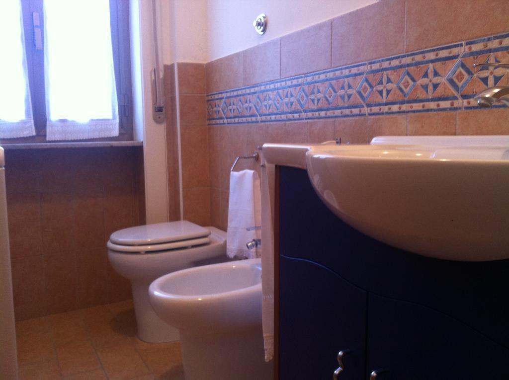 Ferienwohnung Residenza Guarna Salerno Zimmer foto